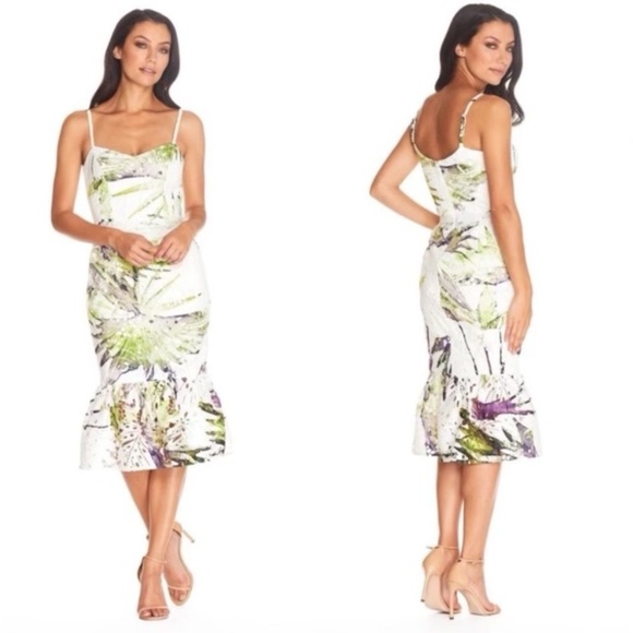 Dress the Population Dresses & Skirts - NWT Dress The Population Alea Tropical Print Lace Dress Size XS